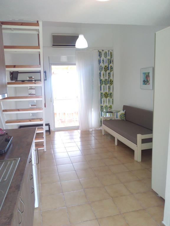 Amparoudes Apartment Kriopigi Exterior photo
